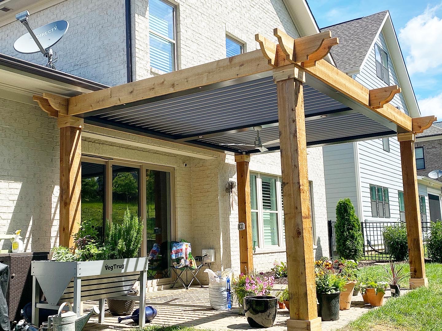 Outdoor Detail