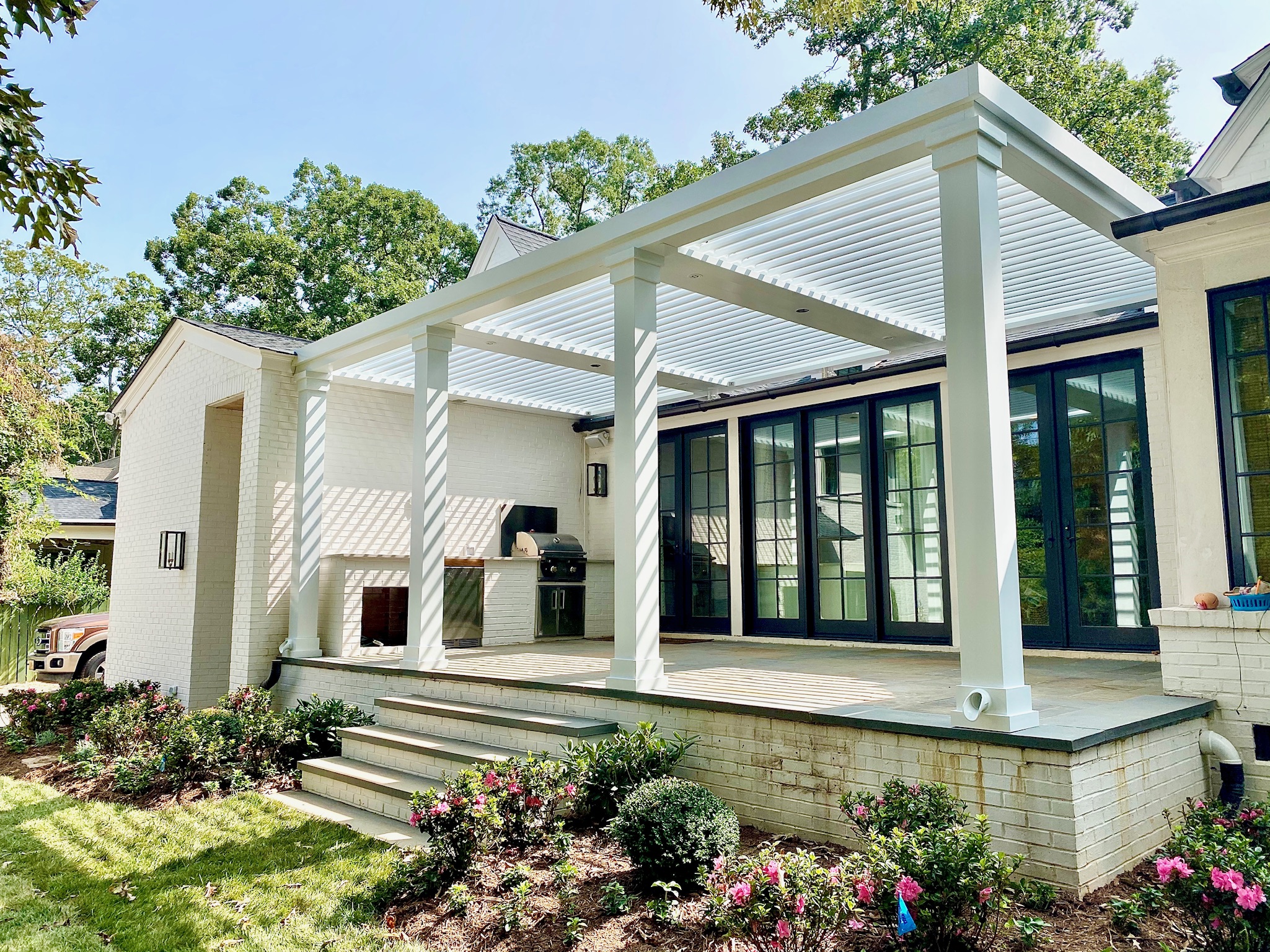 Modern Outdoor Living