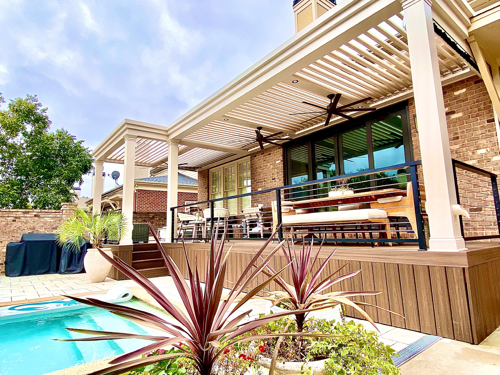 Outdoor Detail